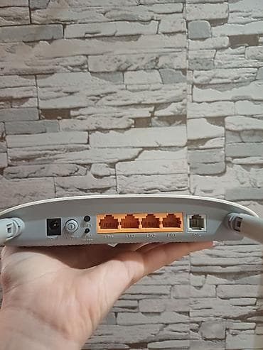 Modemlər və şəbəkə avadanlıqları: TP-Link TD-W8961N ADSL2+ Wi‑Fi router Xüsusiyyətlər: - Simsiz sürət — 3