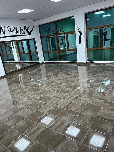Arendaya 90 m2 geyri yaşayiş sahəsi verilir. Pelateszali olub amma