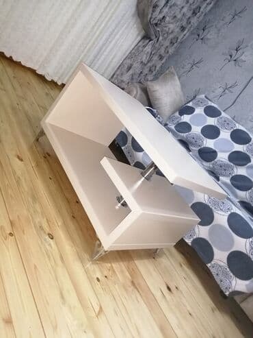 ev ucun stol: Jurnal masası, Yeni — 9