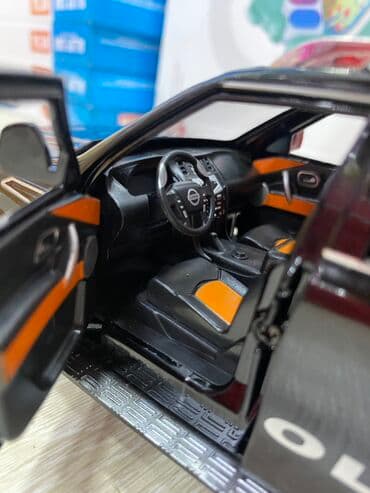 yazı maşını: 2024 il, 1:24, Dəmir, Ünvandan götürmə, Ödənişli çatdırılma, Rayonlara çatdırılma — 17