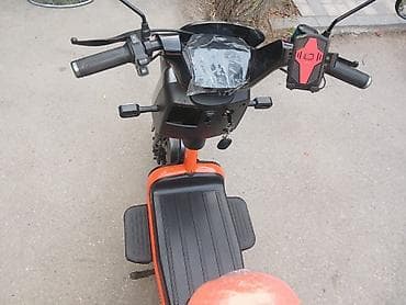 moped: Salam. Elektrikle işleyen bu skuter 80 km mesafe verir. 3 skorusdu ve — 3