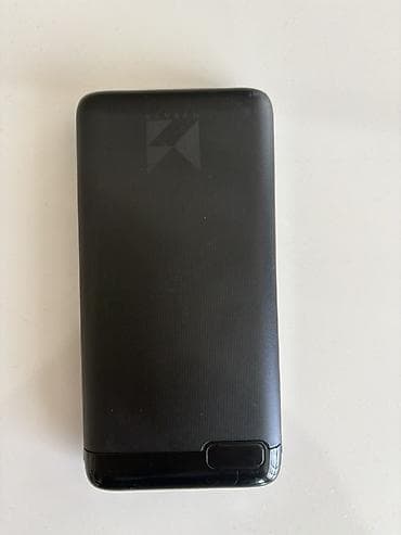 Portativ enerji bloku (powerbank) - Rəng: qara, mat fakturalı korpus