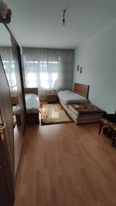 sarayda kiraye: Xətai rayonu,Həzi Aslanov metrosunun çıxışı.16 mərtəbəli binanın,3-cü — 5