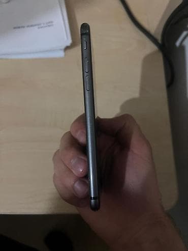 ikinciel iphone: IPhone 8, 64 GB, Qara, Barmaq izi — 3