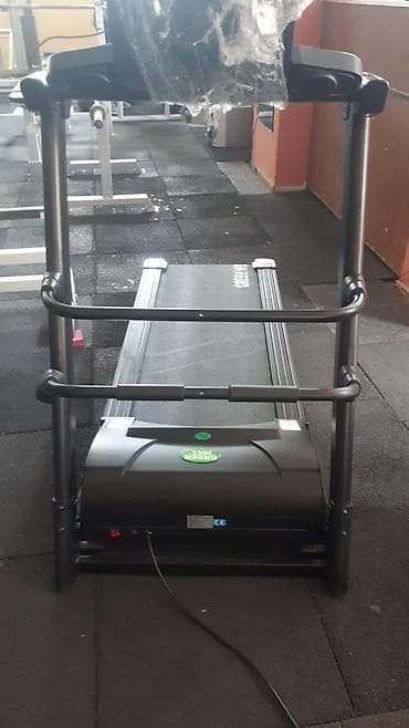 qaci: Orginal alman trenajorlaridir munasib qiymetlerle . Qiymetler — 1