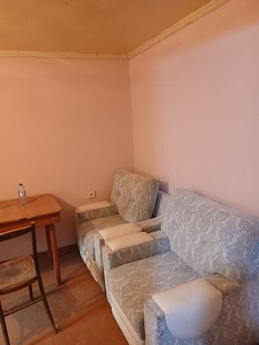 kiray: Mehdiabadda kommunal daxil 300 manata 2 otaqli ev kiraye verilir. Evdə — 3