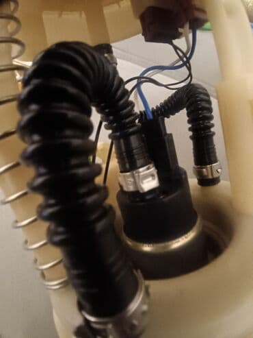 santa fe manitor: Nissan 
Yanacaq nasos işləyir necə lazımdı 1həftə zəmanət — 2