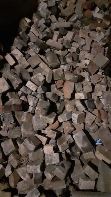Ağlay: Yarəmcıg qırıg agni upornı şamotcun yararlı kərpic gırıgları satılır — 2
