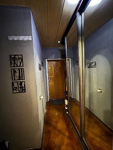 28 may menzil: Bakı, Yasamal, 1 otaqlı, Köhnə tikili, m. Elmlər Akademiyası, 35 kv. m — 2