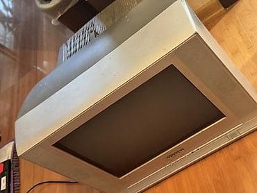 televizor 55: Samsung kineskop televizor - Ekran: təxminən 21–22 düym, düz ön panel — 3