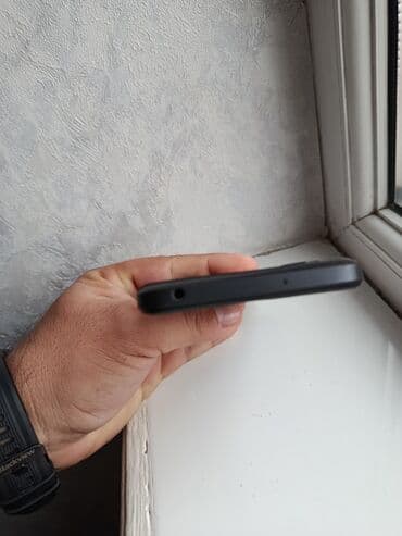 Xiaomi: Xiaomi Mi5, 128 GB, rəng - Qara, 
 Qırıq, Sensor, Barmaq izi — 4