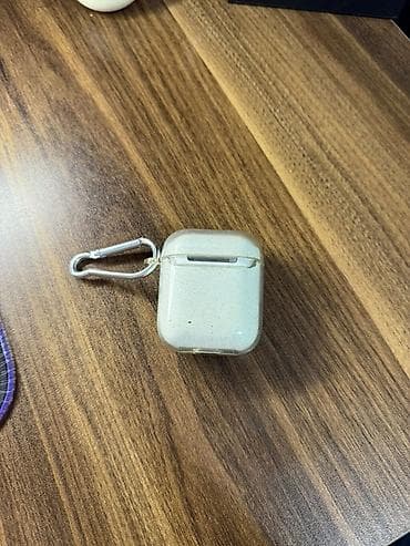 iphone ipad: Apple AirPods (1-ci/2-ci nəsil form-faktorunda) simsiz qulaqlıqlar və — 4