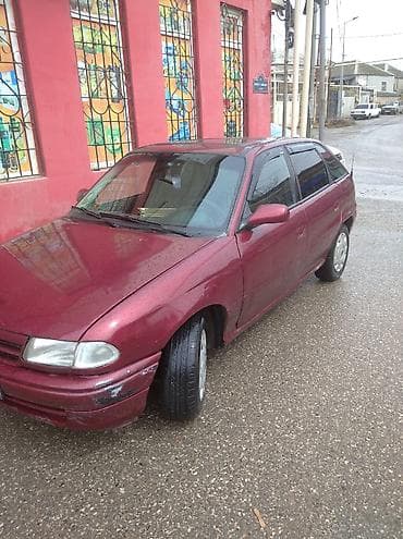 opel astra oluxanasi: Opel Astra F (hatchback), bord rəng - Kuzov: 5 qapılı hatchback, tünd — 1