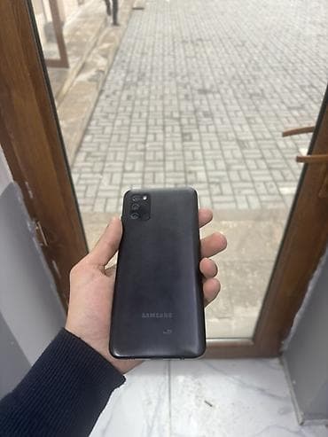 a 10 telefon: Samsung Galaxy A02 S, rəng - Qara, İki sim kartlı — 3