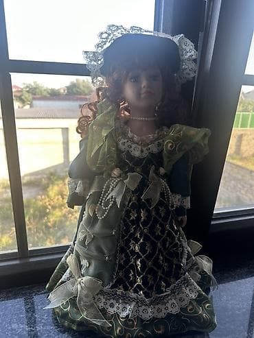 Porcelan kolleksiya kuklası
Təzədir lalafo.az -da Porcelan kolleksiya kuklası
Təzədir