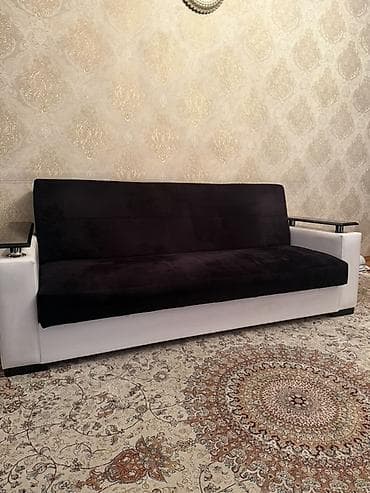 Qara-ağ rəngdə salon dəsti - Tərkib: 1 ədəd üçnəfərlik divan + 1 ədəd lalafo.az -da Qara-ağ rəngdə salon dəsti - Tərkib: 1 ədəd üçnəfərlik divan + 1 ədəd
