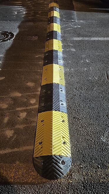 Сейфы: Tramplin(Çin) 1 metr-35 azn Tramplin(Turk) 35 sm-17 azn #Sürət kəsici — 1