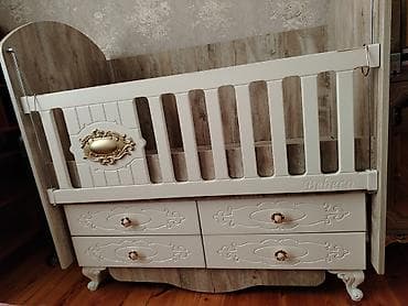 Beşik satilir 150 azn(real aliciya endirim olunur) (MATRAS ayri 120