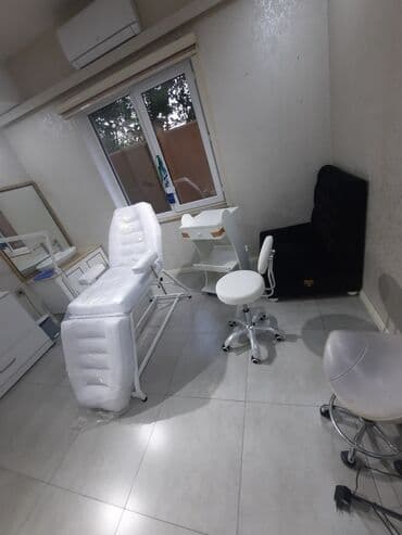 Yeni, Kosmetoloji kuşetka, Qatlanmayan