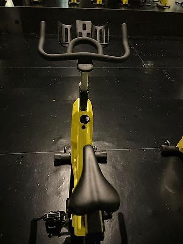 suktur: Spinning velosipedləri – studiya tipli qrup məşqləri və fərdi kardio — 3