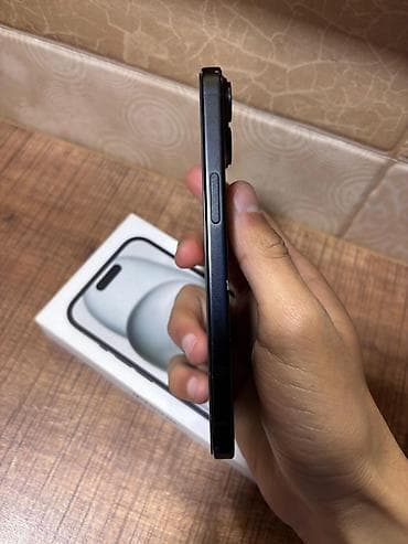ipone 17 pro: IPhone 15, 128 GB, Black Titanium, Face ID — 4