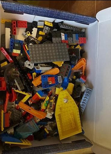 Игрушки: Orijinal Lego konstruktoru Lego xalçası ilə birlikdə. Əlavə başqa — 4