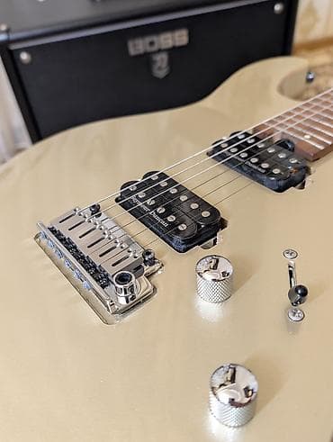 elektro gitarlar: Cort G300 PRO Boss Katana 100 MKII GA-FC Pedal Üstündə verilir — 7