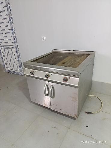 Sənaye tipli elektrik steyk planşa (flat top) – paslanmayan poladdan