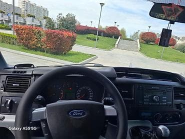 tra: Ford Transit: 2.2 l | 2013 il 187256 km Van/Minivan — 6