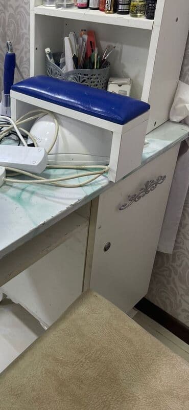 Audi: Düz masa — 2