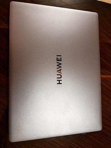 Elektronika: Huawei noutbuk satılır, 3-4 dəfə işlənilib. Çantası, adapteri, mausu — 3
