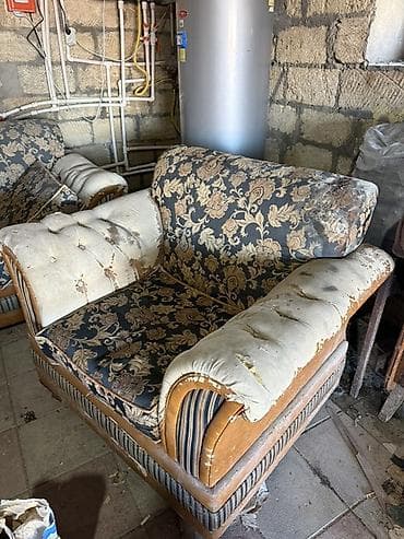 çay evi divan: Klassik üslublu mebel dəsti Tərkib: - 3 nəfərlik divan - 2 ədəd — 3