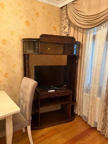 sumqayit kiraye obyektler: Sumqayıt 9 cu mkr-n, 9 mərtəbəli binanın 1-ci mərtəbəsi, 3 otaq mənzil — 8