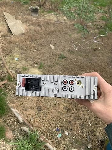 TV və video: İkisidə təzə kimi qalıb heç bir prablemləri yoxdu AUX,BLUETOOTH — 4