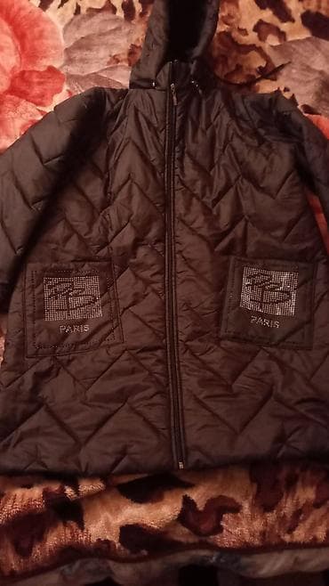 Qadın/Qız üçün qara rəngli kapüşonlu qışlıq penc - Rəng: qara razmer lalafo.az -da Qadın/Qız üçün qara rəngli kapüşonlu qışlıq penc - Rəng: qara razmer