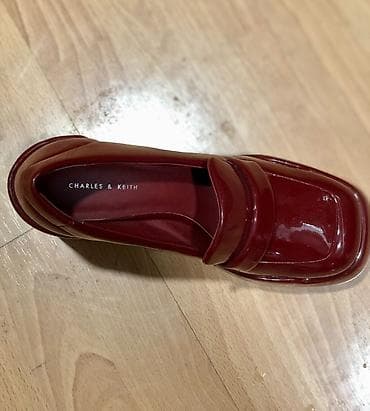 makasın: Charles&Keith, Ölçü: 40, rəng - Qırmızı, Yeni — 3