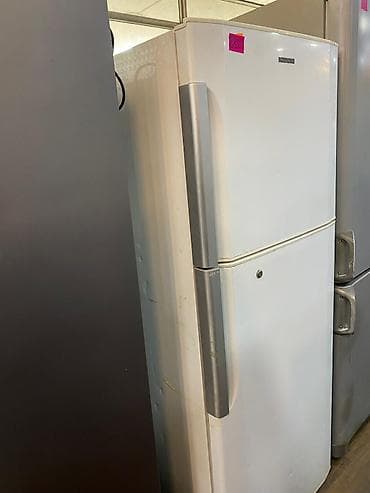 2 qapılı Hitachi Soyuducu Satılır, rəng - Ağ
