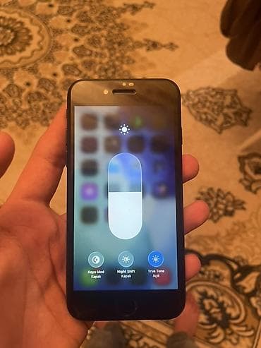iphone 5s yeni: IPhone SE 2020, 64 GB, Qara, Barmaq izi — 2