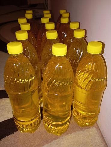 yağ: Təbii günəbaxan yağı.Ev şəraitində hazırlanır.Təmizliyinə cavabdehəm — 1