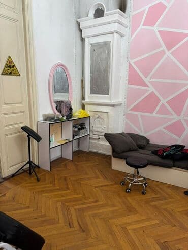 boş ev: Qış Parkı və targovu meydanına 2 dəqiqəlik piyada məsafə, çöldən — 8