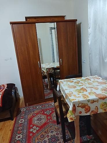 kiraye evler telebe: Kirayə verilir: sadə və təməl mebellərlə təmin olunmuş 2 otaqlı — 5