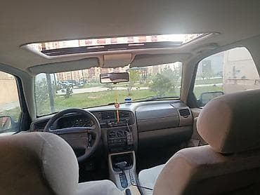 ford focus 2001: Volkswagen Golf 3, qara rəng, hetçbek gövdə. Texniki və komplektasiya — 6