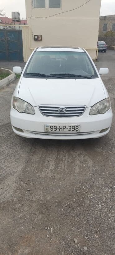 Alfa Romeo: BYD F3: 1.5 l | 2014 il 52000 km Sedan — 6