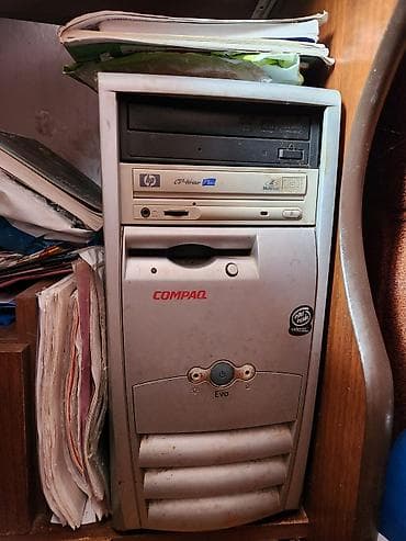 kompüter stolüstü: Köhnə nəsil stolüstü kompüter dəsti - Sistem blokları: - Compaq Evo — 1