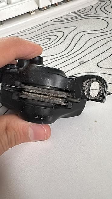 Məhsul: Shimano hidravlik disk əyləc komplekti Təsvir: - Marka/model — 2