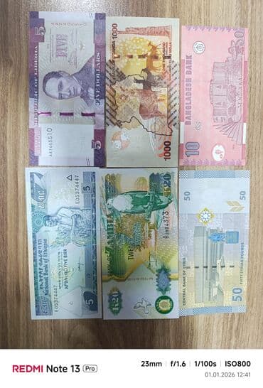 Kolleksiya üçün müxtəlif ölkələrin orijinal kağız pulları dəsti