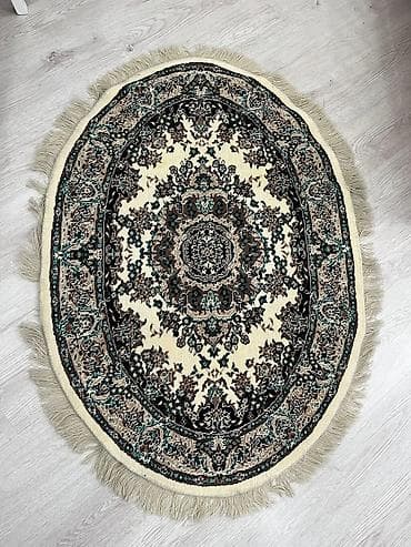 kahı: Oval xalça 142×102sm Irandan alinib yenidir - Forma: oval - Rəng — 3