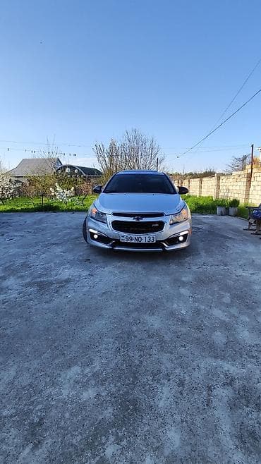 hyundai santa fe 2011 işlənmiş vintilyator: Chevrolet Cruze: 1.4 l | 2015 il 256690 km Sedan — 6