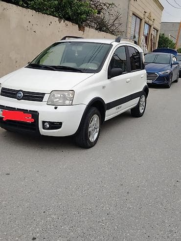 salam avto: Fiat Panda 4x4 – şəhər və kənar yollar üçün praktik kompakt krossover — 4