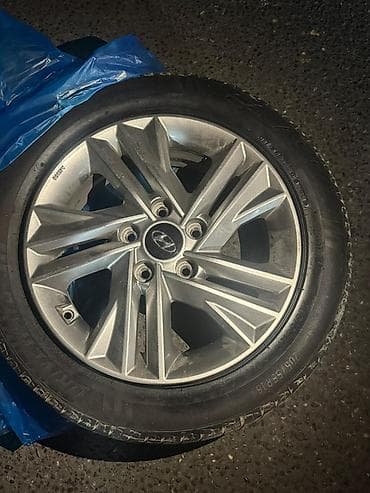 sinilər: İşlənmiş Disk təkər Hyundai 205 / 55 / R 16, 5 Boltlu — 4